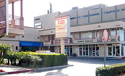 8915 Sepulveda